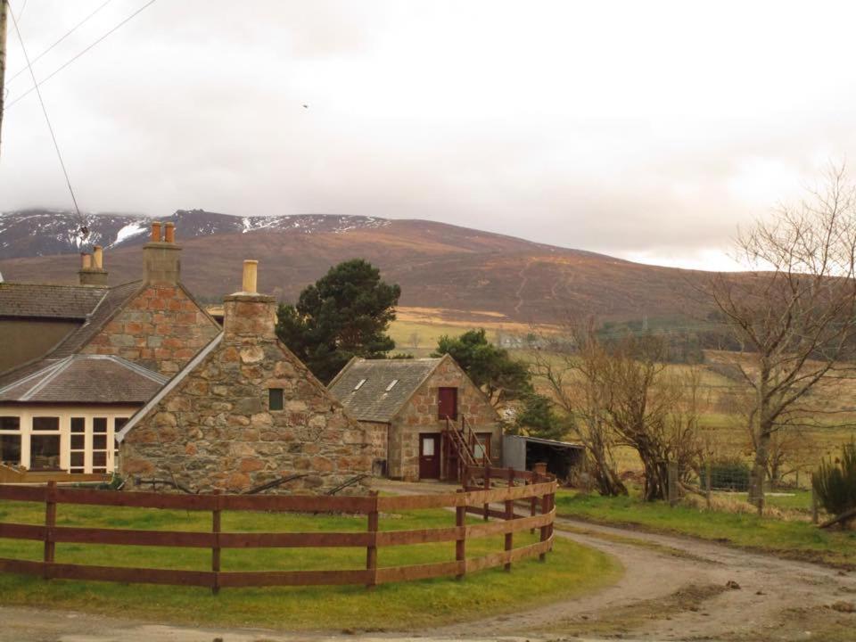 Ferienwohnung Ben View Aberlour Luxury Barn Conversion Exterior foto